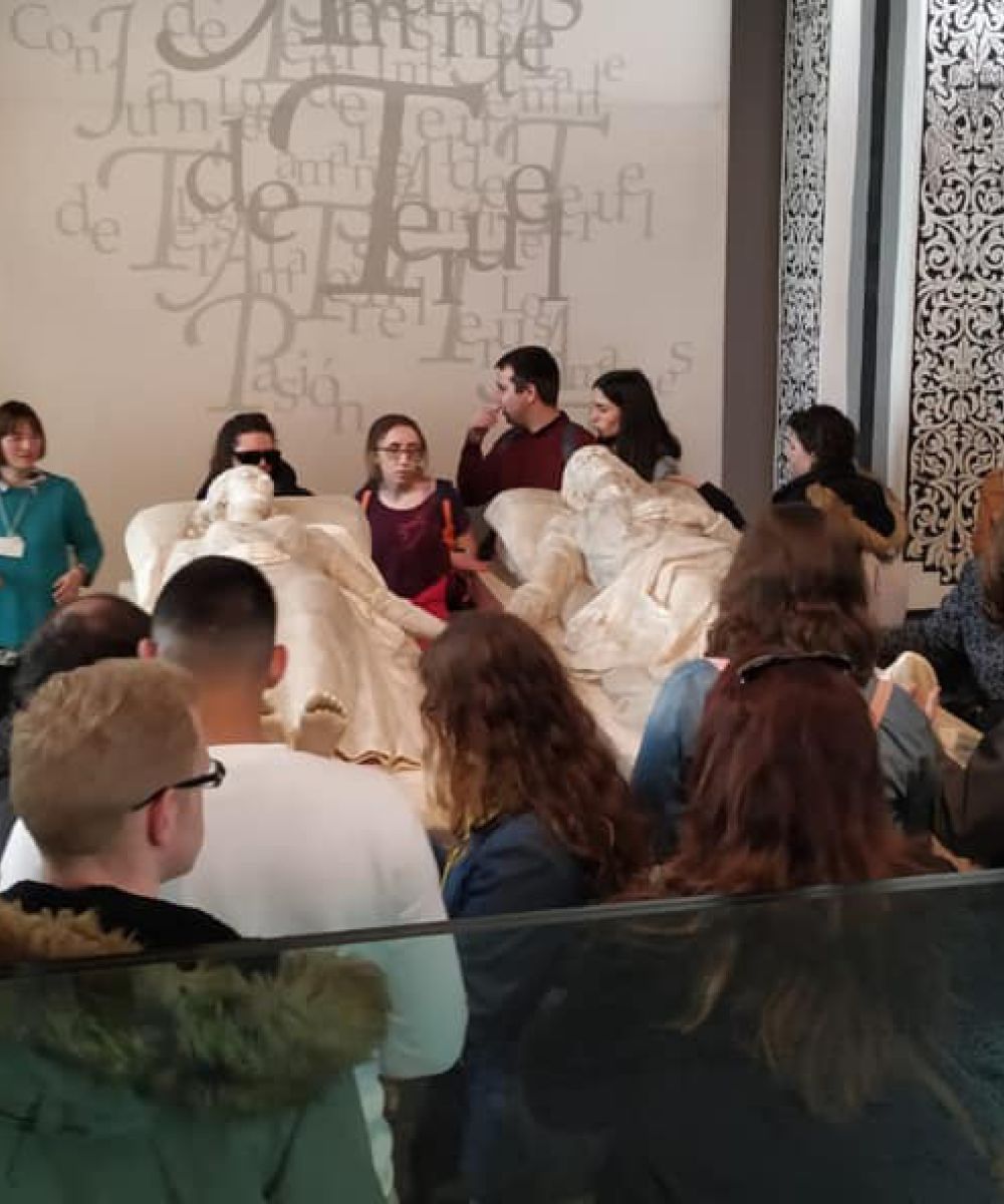 Grupo personas Visitas guiadas en Teruel